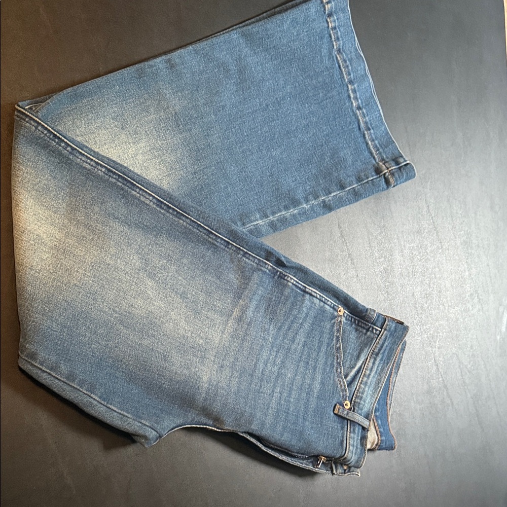 Women’s Gap flare jeans size 10/30s